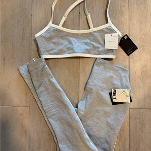 Set Active Formcloud Sports Bra and Legging Set